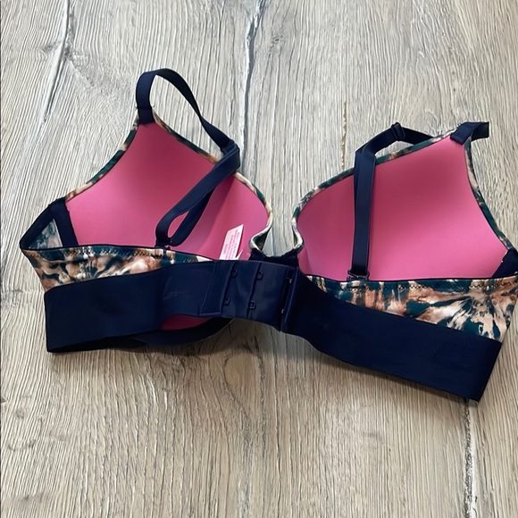 Pink Victoria Secret Tie-Dye Women's Bra - Picture 3 of 9